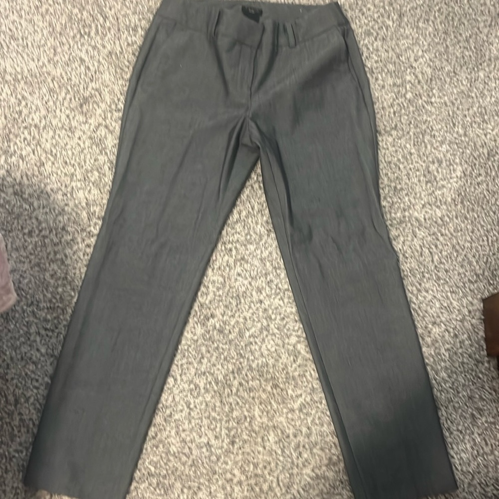 And Taylor dress pants size 4P